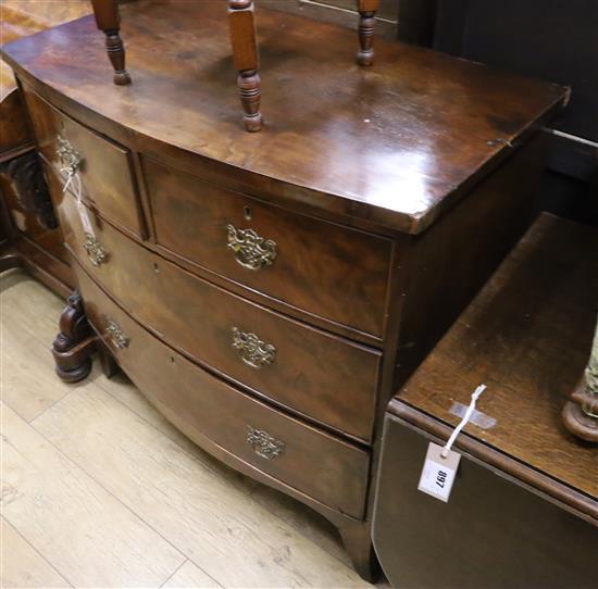 A Regency mahogany bowfront chest of drawers W.88cm